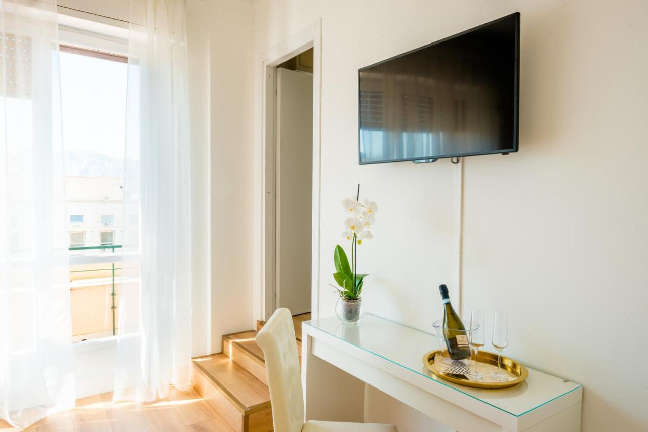 B&B Be Home ปาแลร์โม ภายนอก รูปภาพ