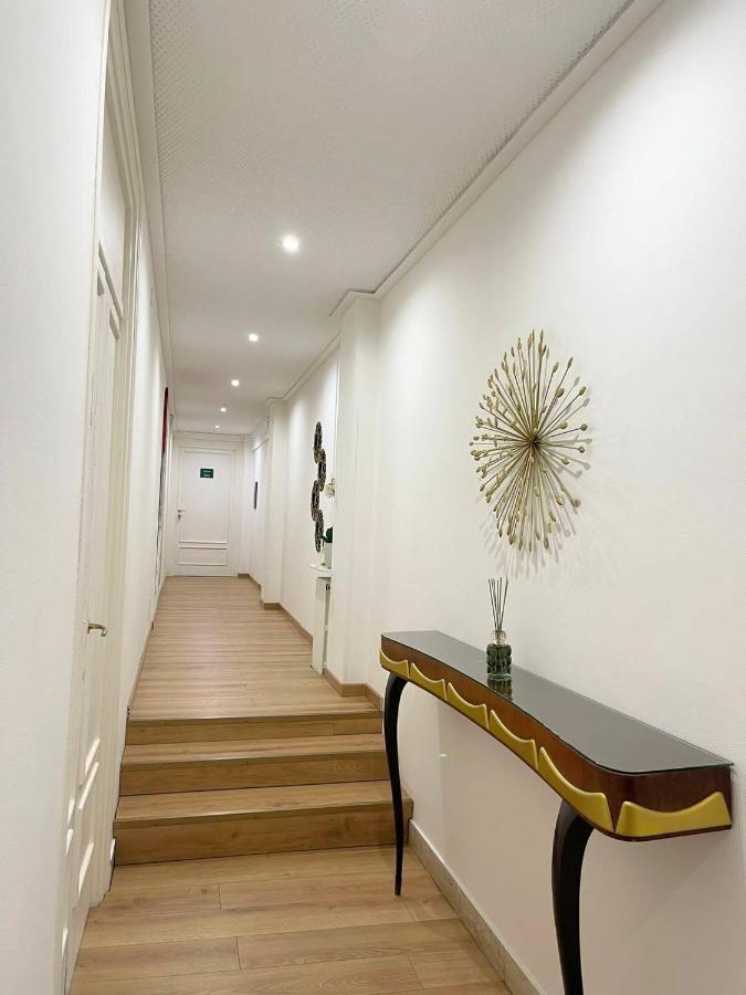 B&B Be Home ปาแลร์โม ภายนอก รูปภาพ